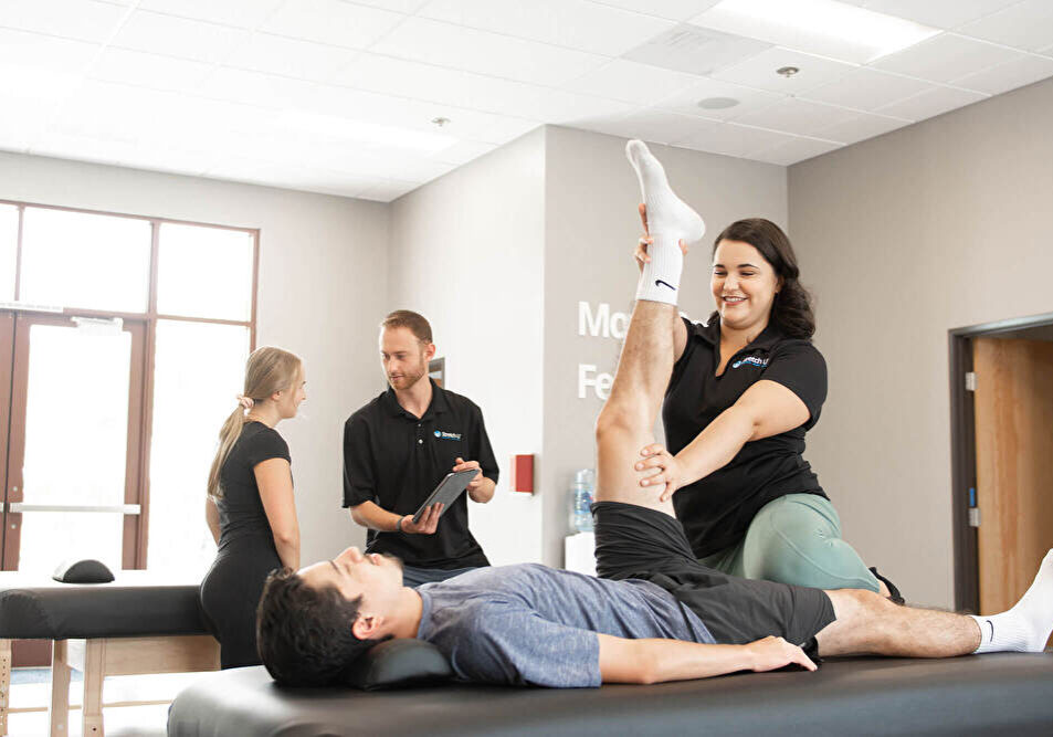 back-of-thigh-leg-stretch_1000x667